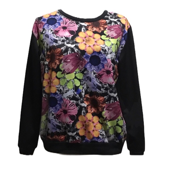 Olsenboye Sweaters - Olsenboye Floral Sweatshirt